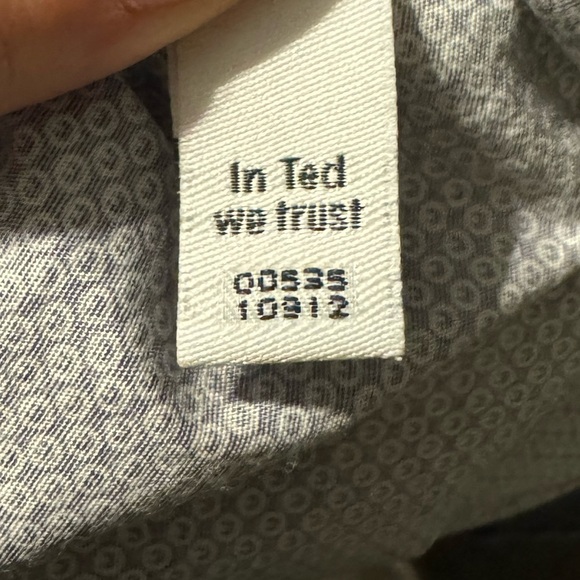 Ted baker- London- size 7-purple color- 96% cotton-button down- short sleeves - Picture 7 of 7